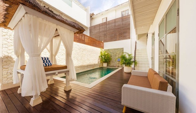 Stylish 3BR Escape, 5 Mins to Seminyak Beach