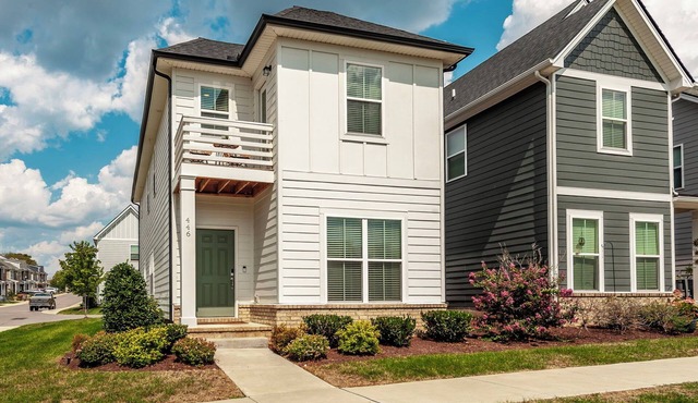 Stylish 3BR Gallatin Getaway by LCS Signature Properties