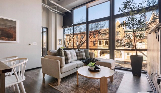 Stylish 3BR, Game Room, Roof Top | Cityscape Sanctuary