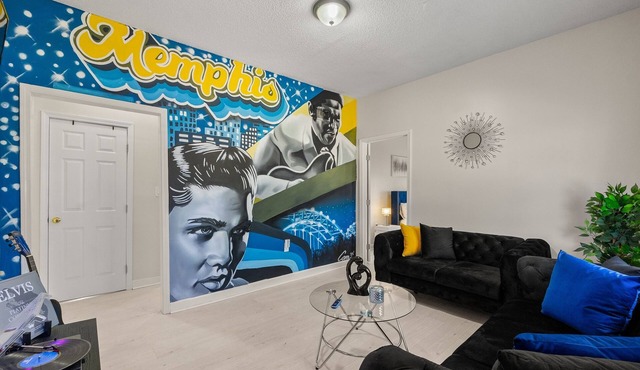 Stylish 3BR Home Fast Wi-Fi 12 Min to Airport 15 Min to Nightlife & Music