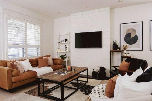 Stylish 3BR Home with Office Deck & Parking