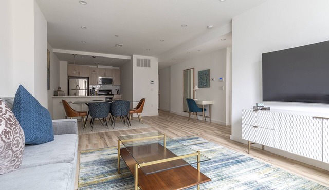 Stylish 3BR Retreat w Private Deck Near NYC