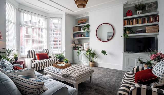 Stylish 4 Bed House with Gym close to the Beach and Liverpool Centre