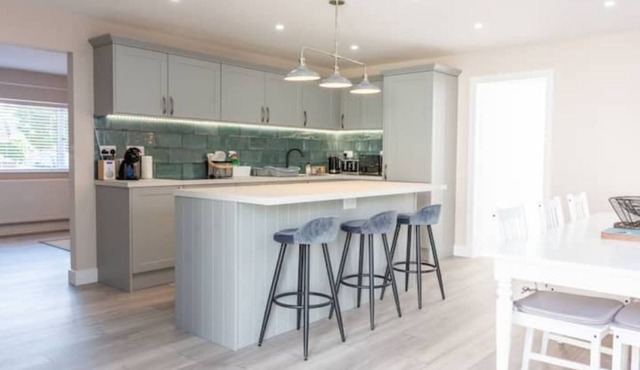 Stylish 4 Bed, newly renovated home in Nottingham