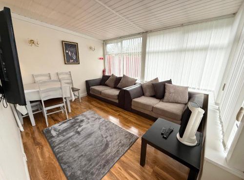 Stylish 4-Bedroom Home with Modern Comforts