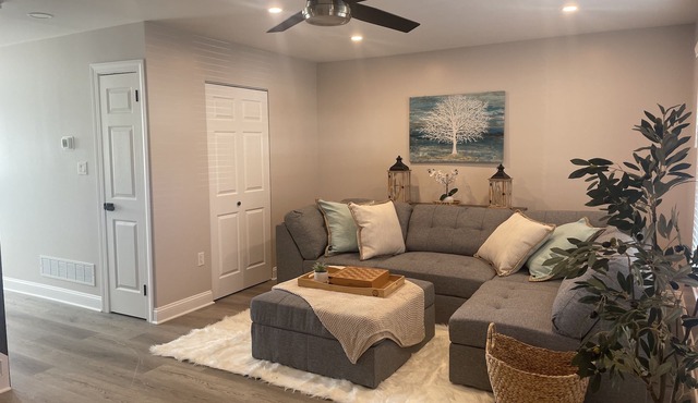 Stylish 4 Bedroom Townhouse near UD campus