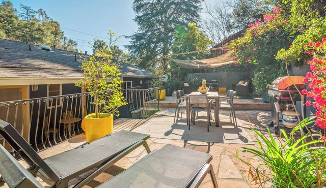 Stylish 4BD 3BA Retreat near Hollywood Sign & Walk of Fame