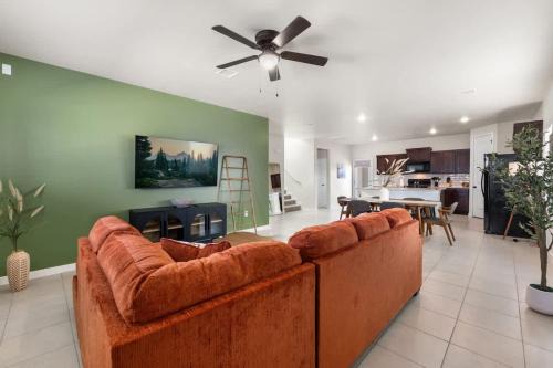 Stylish 4BR Escape Open Layout TVs in Every Room
