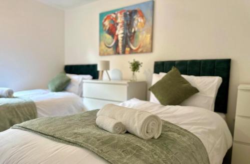 Stylish 4BR Home Close to A45 & NEC Venue