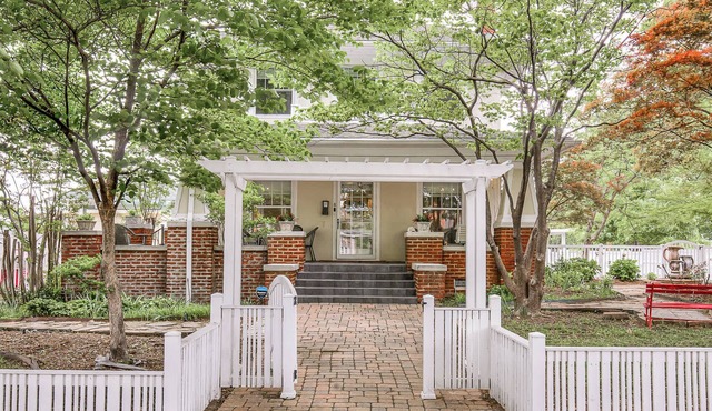 Stylish 4BR Home in Tulsa for Groups