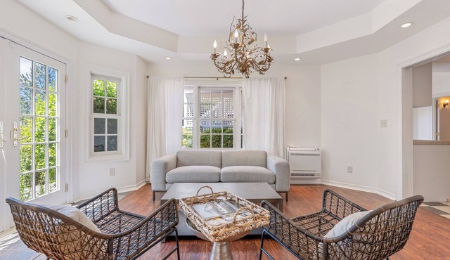 Stylish 4BR｜Main-Level Bedroom｜Pet-Friendly｜Garage & Patio for Easy Living#41001