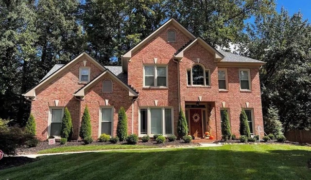 Stylish 5 bedroom/3b close to HPU, Wyndham & FM!