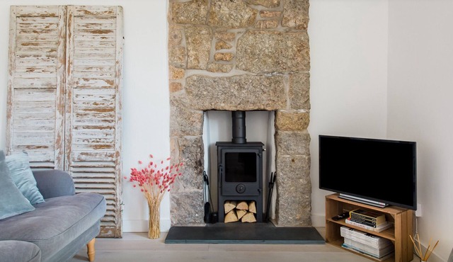Stylish and cosy cottage in the centre of Mousehole close to the harbour