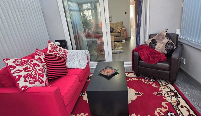 Stylish and Cosy Family Comfort for 5