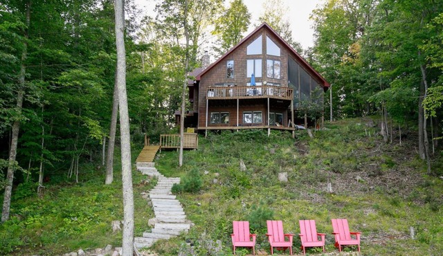 Stylish and Cozy Cabin on the Red Cedar Chain overlooking quiet bay