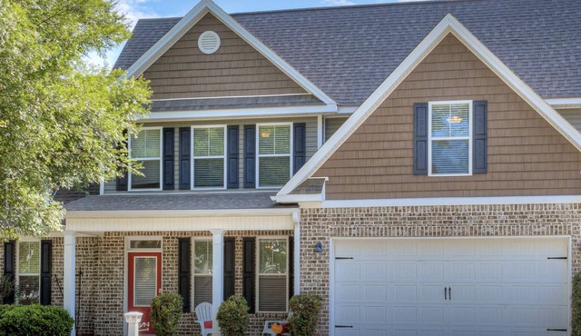 Stylish and Inviting Four Bedroom 2026 Masters Rental