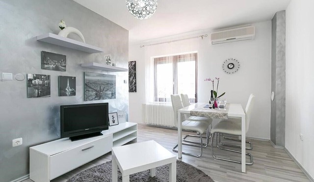 Stylish and modern apartment Maria-Leni in Vrsar