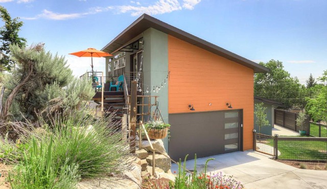 Stylish and Modern Boise Studio with Foothills Views!