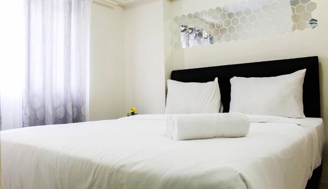 Stylish and Posh 1BR Gading Nias Apartment