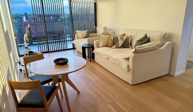 Stylish and Quality Modern One-Bed Apartment