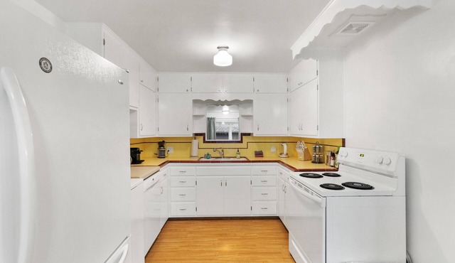 Stylish and Well Appointed in Monroe