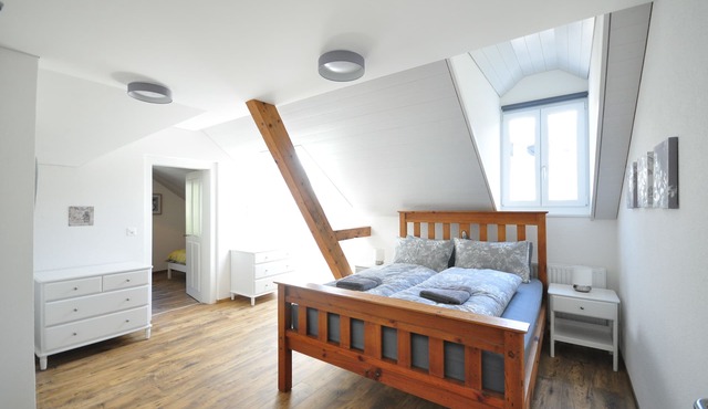 Stylish apartment. Air-conditioning. 3 mins walk from Interlaken West station.