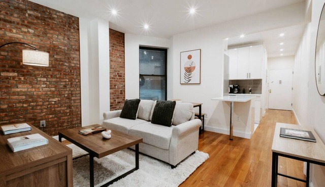 Stylish Apartment in Upper West Side! Cozy Retreat