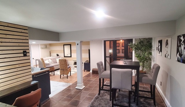 Stylish apartment in Baltimore - Minutes from everything!