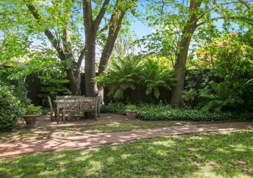 Stylish Apartment, Malvern East