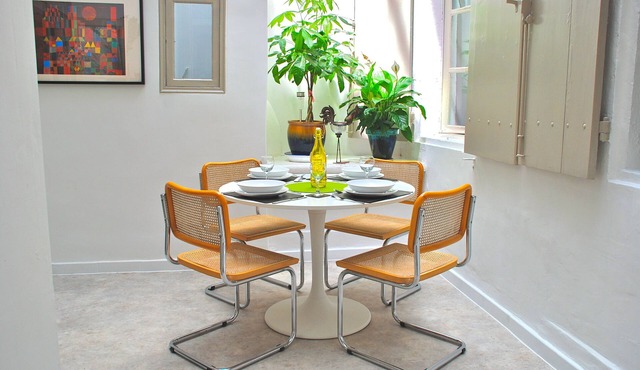 Stylish Apartment with Roof Terrace