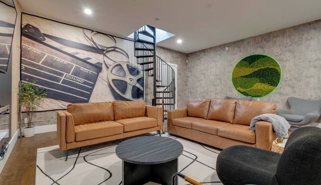 Stylish Apt Near Lake Travis w/Entertainment