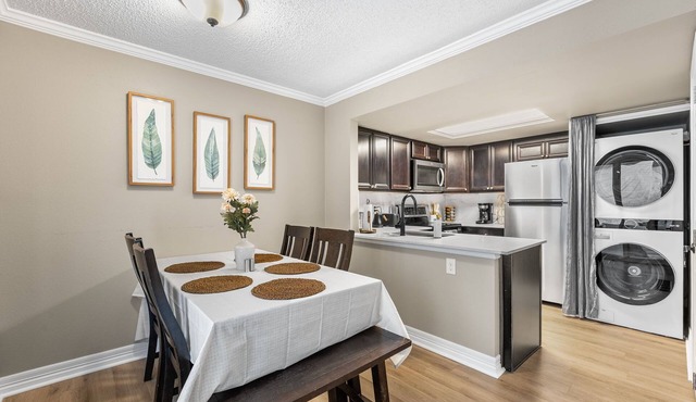 Stylish Aurora Getaway Close to DIA and Downtown