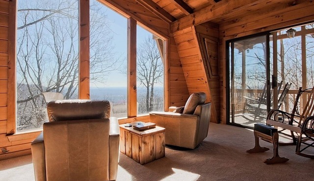 Stylish Bent Tree Home w/spectacular views in resort community!