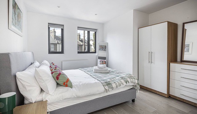 Stylish Bickley Home Near London by StayStayStay