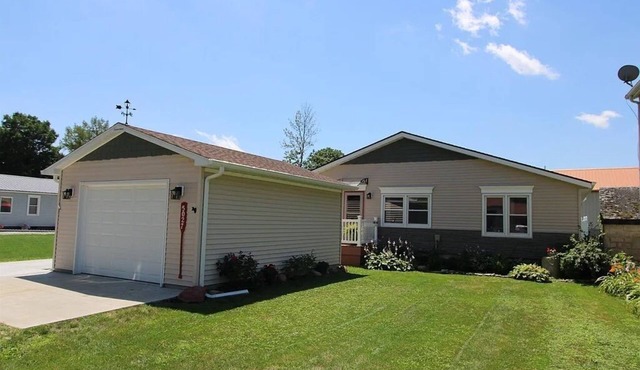 Stylish BOHO Cottage at Bass Lake