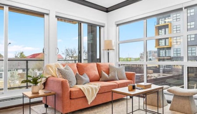 Stylish & Bright 2BR/2BA | A/C | Near Downtown MRU