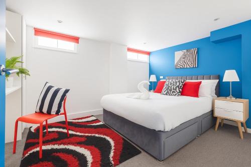 Stylish Camden Apartment - Garden Access & Metro