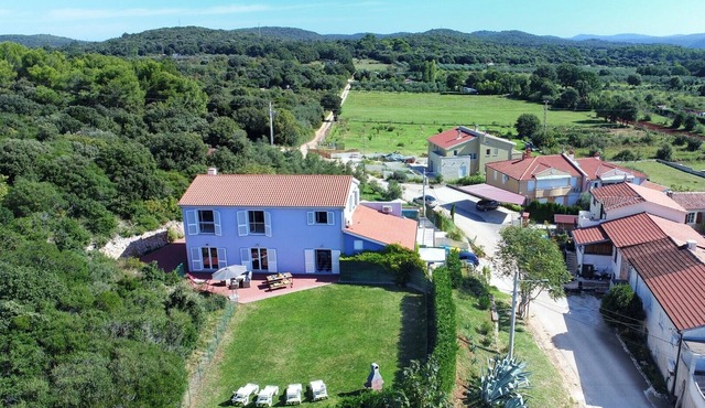 Stylish Casa Lavanda with private pool and garden in Vrsar