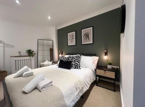 Stylish Central Apartment