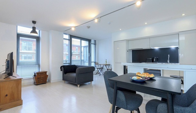 Stylish Central Retreat in the Heart of Leeds - Pass the Keys