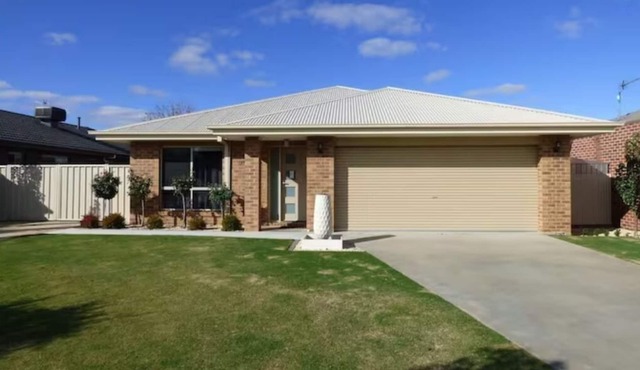 Stylish Centrally Located