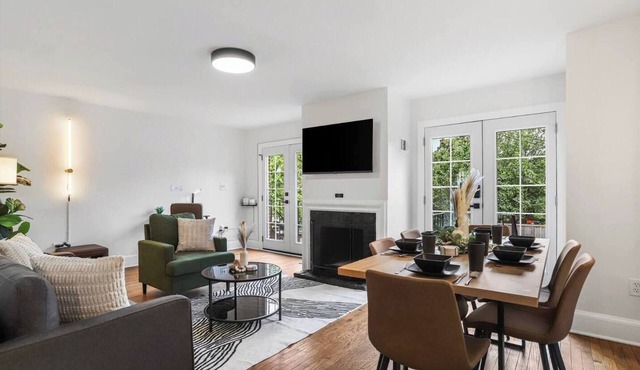 Stylish & Charming Centrally Located 4Bedroom Home