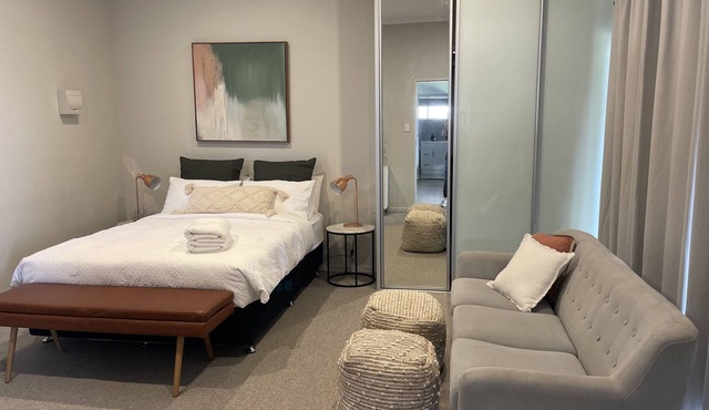 Stylish Coastal Unit