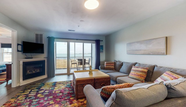 Stylish coastal gem with amazing river & bay views - steps to sandy beach