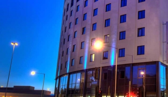 Stylish Comfort Meets Prime Location at Apartment 11 Clarendon Lofts Watford