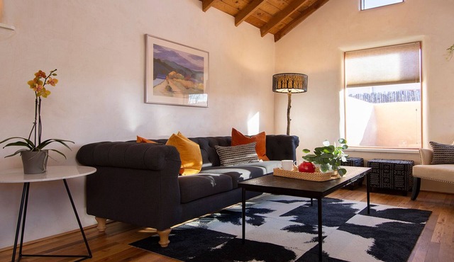 Stylish Condo in Trendy Baca Railyard District-A/C~PET FRIENDLY
