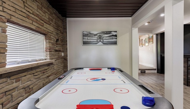 Stylish Countryside Stay | Sleeps 6+