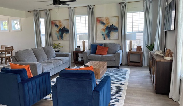 Stylish cozy 4brdm home off I-85