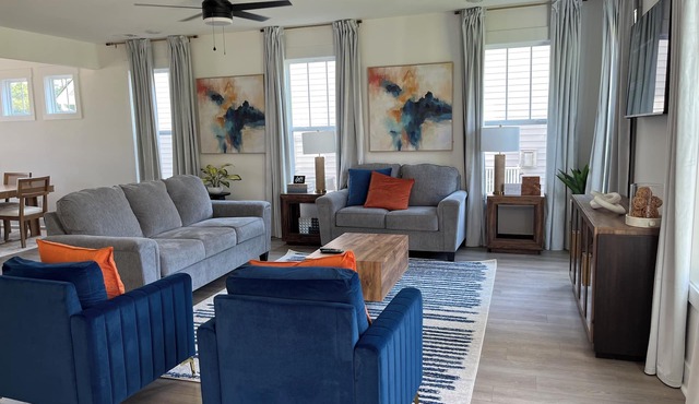 Stylish cozy 4brdm home off I-85