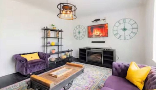 Stylish Detroit Stay Close to City Highlights